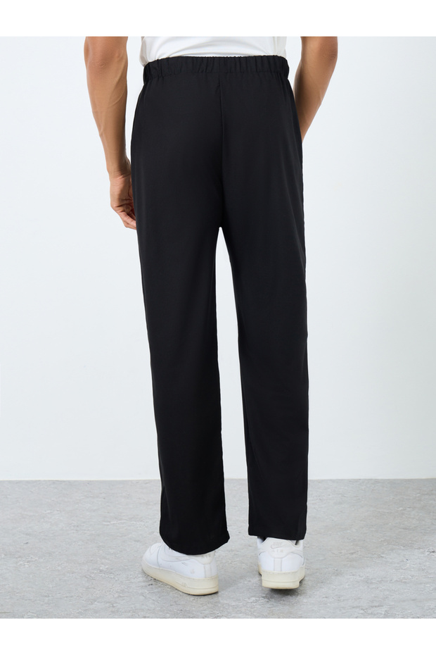 Solid Relaxed Fit Pants with Drawstring - 4