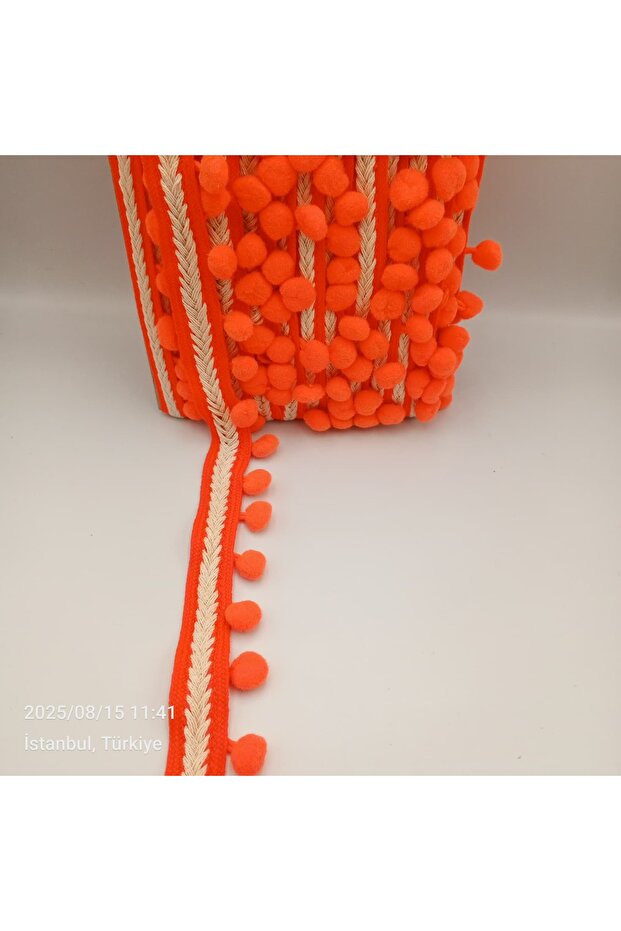 Ribbon Pompon 2 Meters