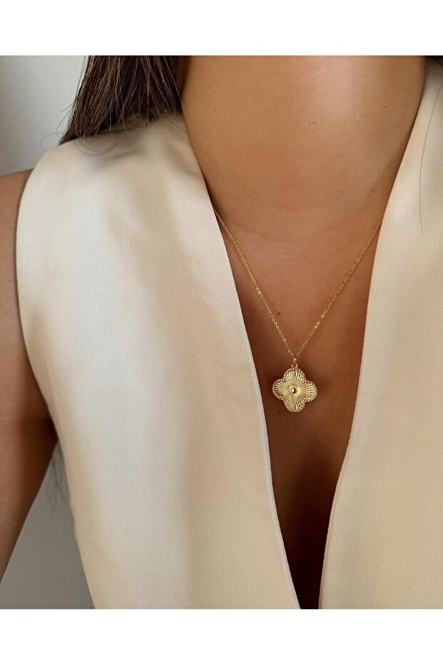 Gold Tek Yonca Kolye - 1