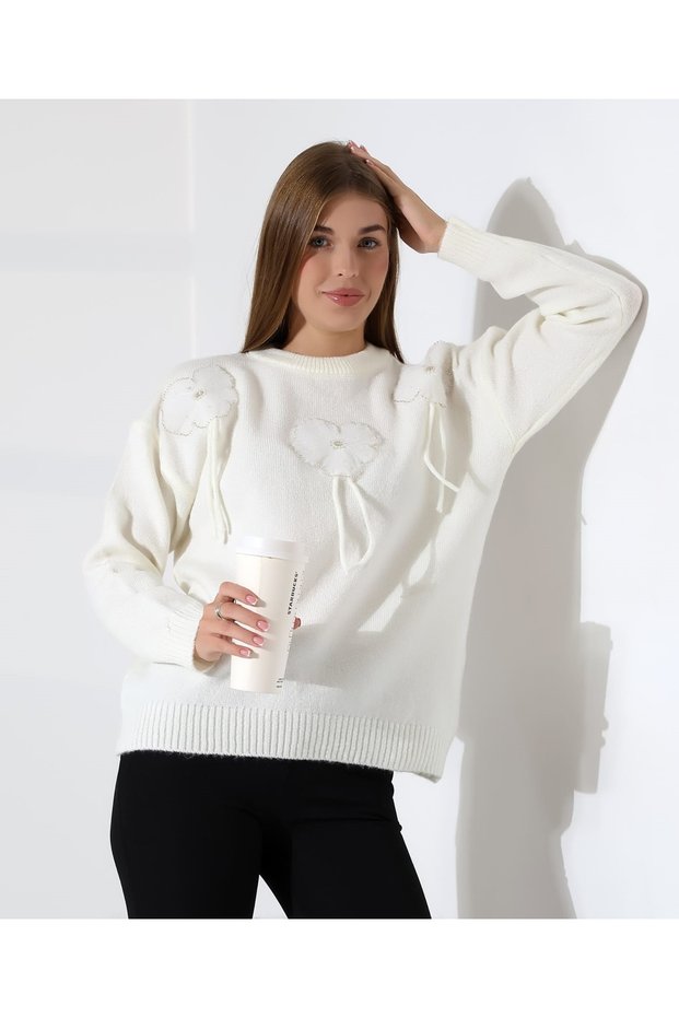 Women's Floral Applique Beading Embroidered Long Sleeve Crew Neck Knitwear Sweater