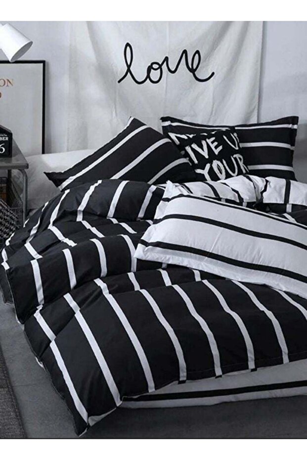 4 Piece Striped Single Size Duvet Cover Set. Black and White Reversible Bedding Set.