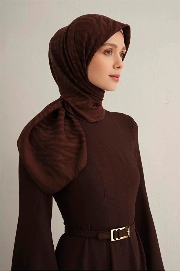10 وشاحات بامورا 1