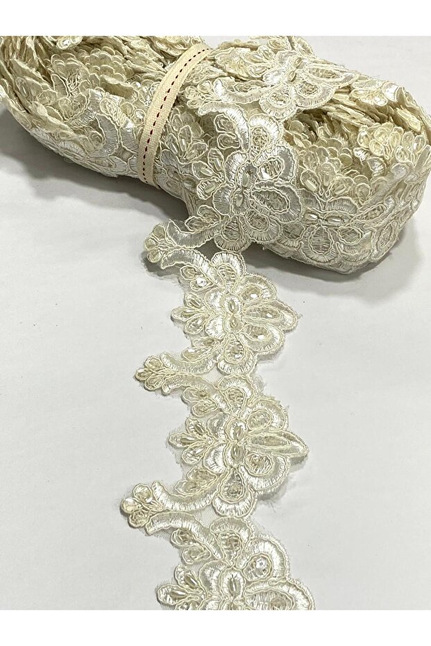 Cream Guipure / Pearl Guipure / 14 Meters