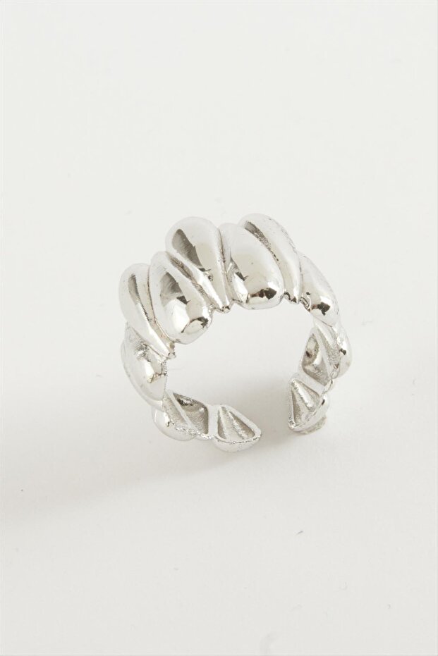 Oval Metal Ring