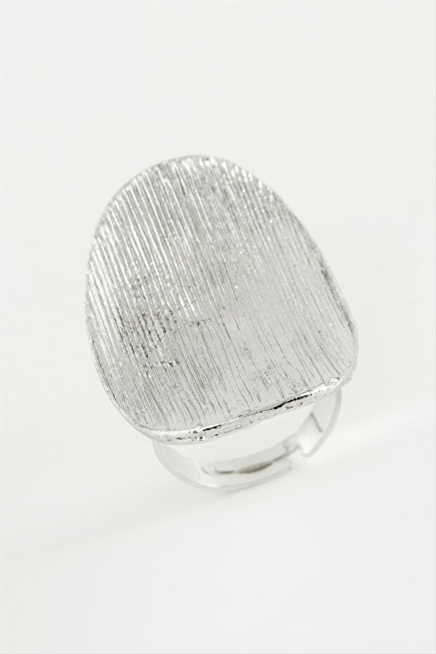 Oval Metal Ring