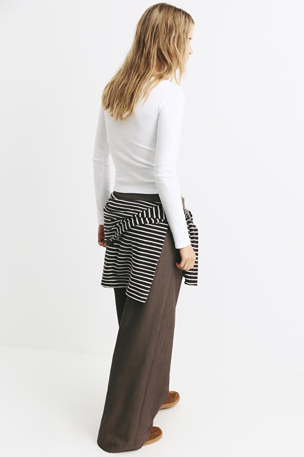 Uzun kollu geniş yaka tişört - 4