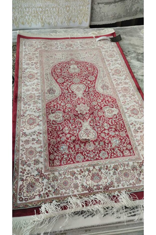 سجادة صلاة من سلسلة إمبريال لوكس الحريرية