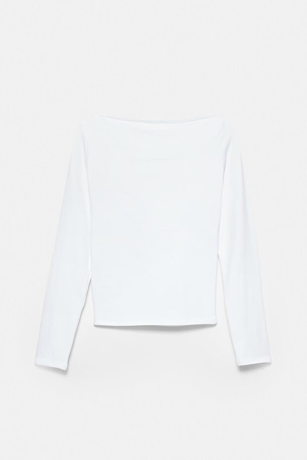 Uzun kollu geniş yaka tişört - 7