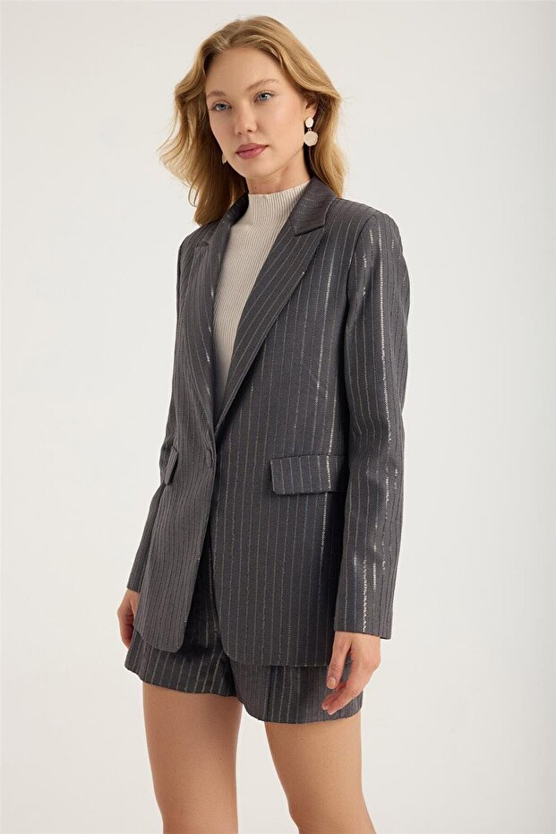 سترة بزر واحد مع شريط من الترتر - 2