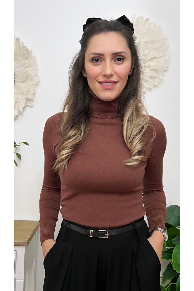 Maletă damă cu guler înalt - 1