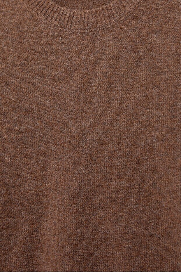 Yumuşak örgü kazak - 7