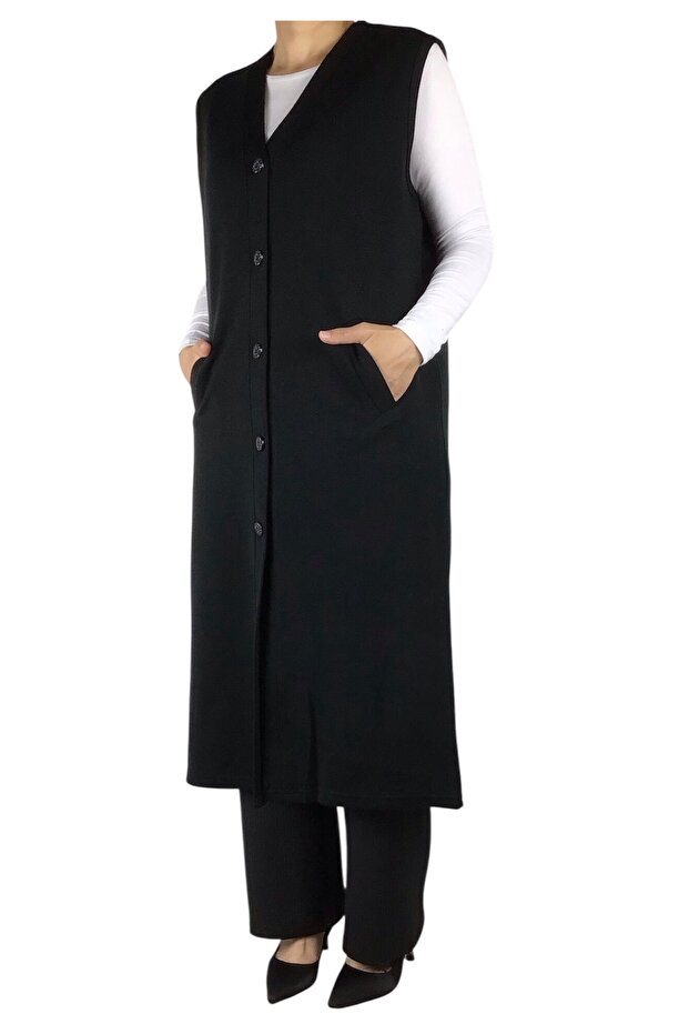 Women's Buttoned Front Long Pocket Seasonal Steel Knit Vest