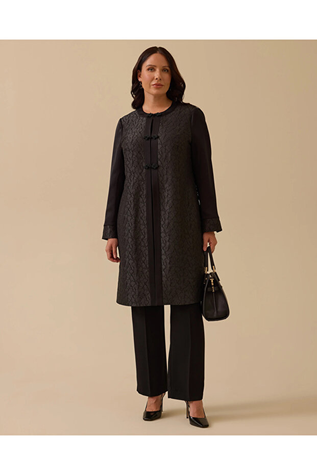 بدلة جاكار منقوشة كبيرة الحجم - 1