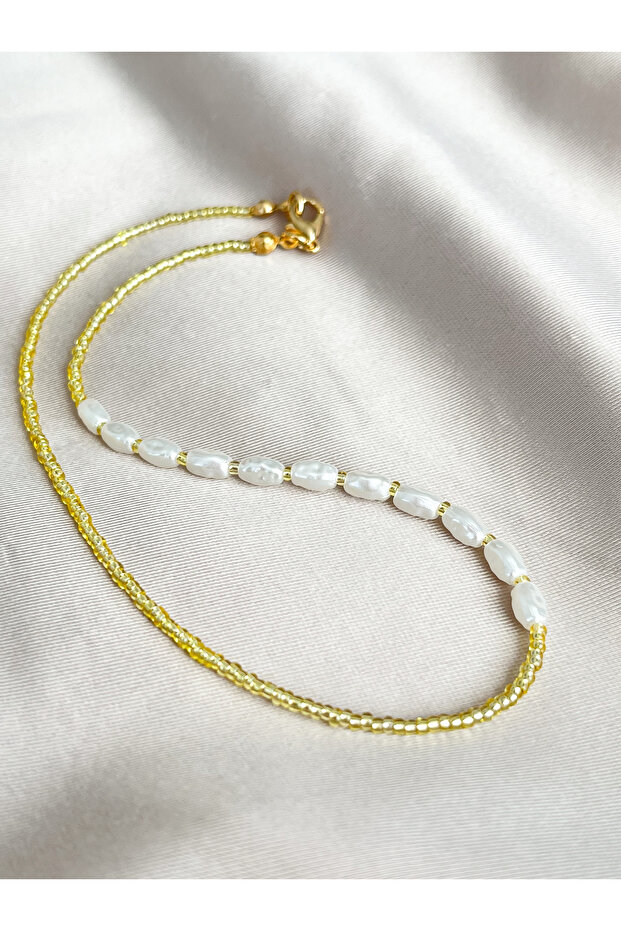 Minimal Altın Sarısı ve İnci Detaylı Choker Kolye - 4
