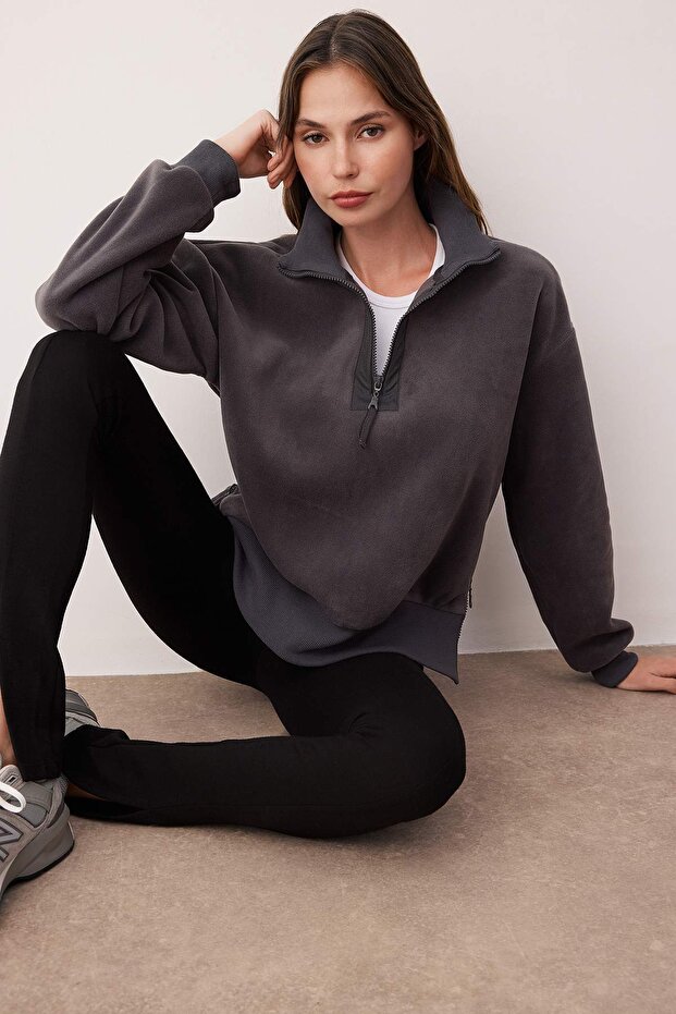Antrasit Regular/Normal Kalıp Fermuar Detaylı Dik Yaka Polar Kalın Örme Sweatshirt TWOAW26SW00026 - 2