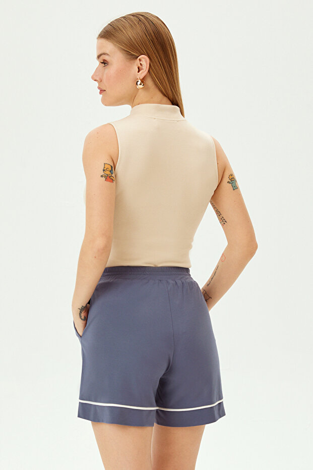 Beli Lastikli Şerit Detaylı Kısa Regular Örme Şort - 2