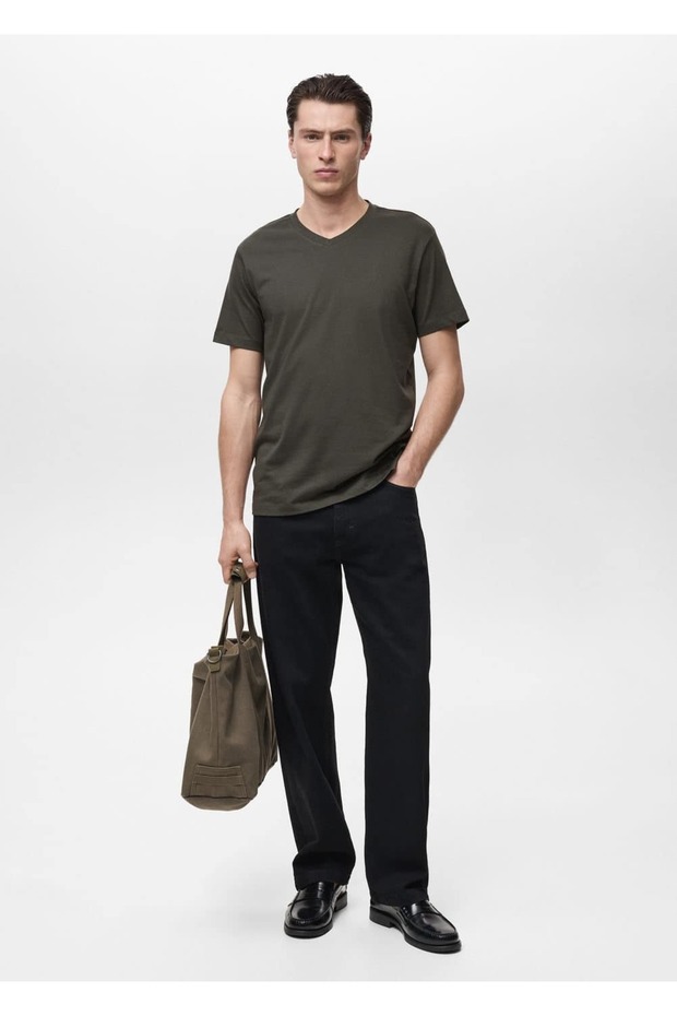 V yakalı tişört - 2