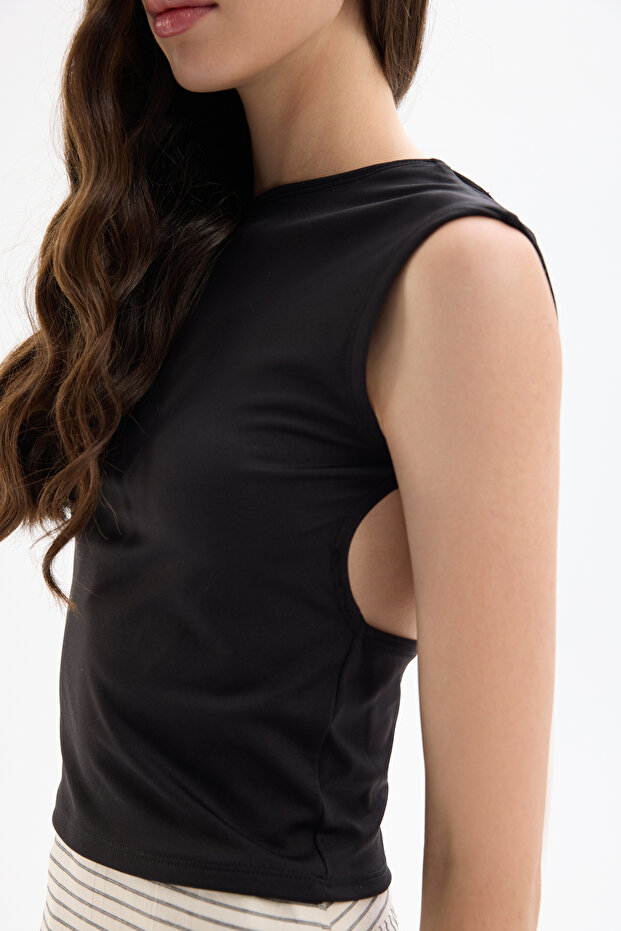 Sırt Dekolteli Basic Bluz Siyah - 3