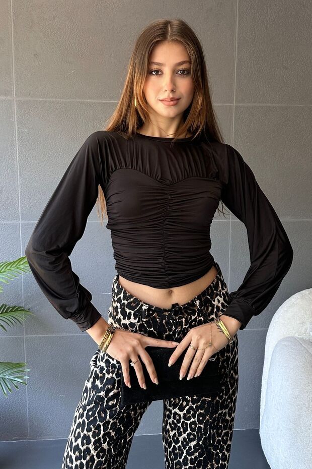 Women's Crew Neck Drape Detailed Long Sleeve Blouse Black