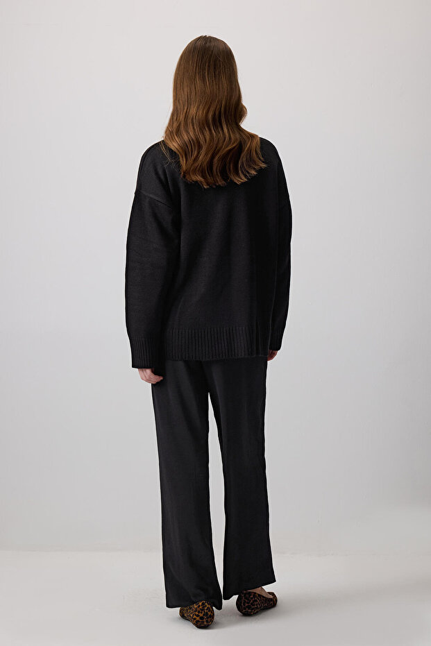 STRICKPULLOVER MIT DETAILLIERTEM KNOPF - 5