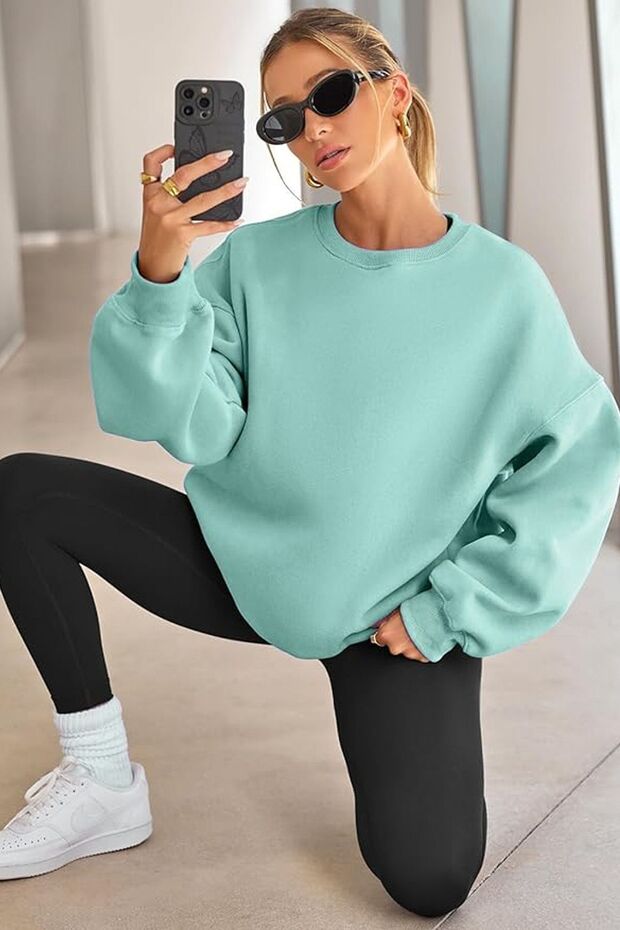 Kadın Bisiklet Yaka Basic Oversize Sweatshirt ÇAĞLA - 1