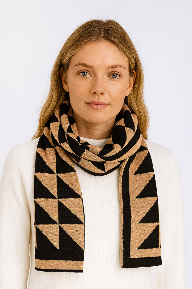 وشاح محبوك منقوش على شكل مثلث - 5