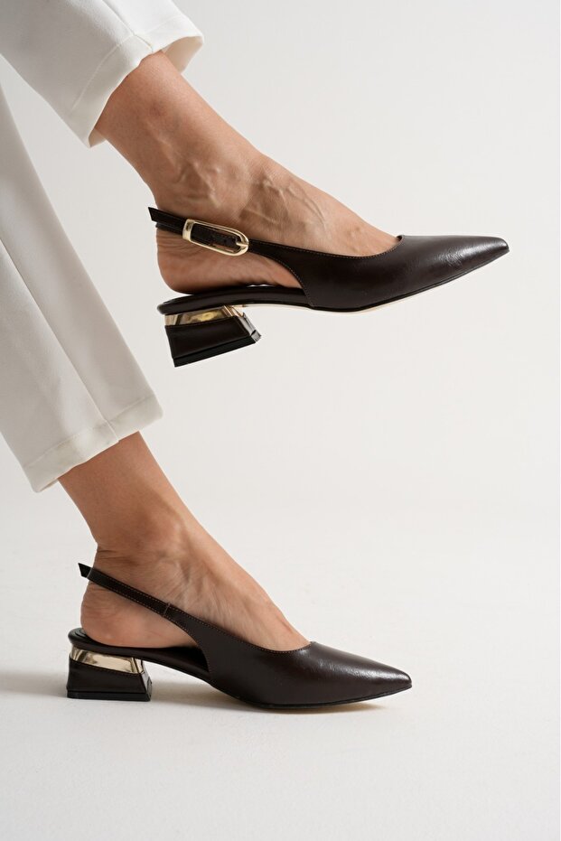 Babet Side Gold Buckle Detailed Heel Gold Plated Detailed Comfortable Daily Shoes