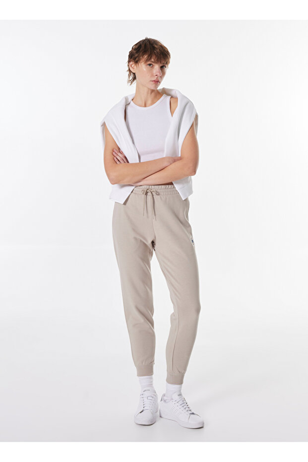 CORE CHUCK PATCH PANT FT PAPYRUS Bej Kadın Lastikli Paça Lastikli Bel Regular Fit Eşofman Altı - 1
