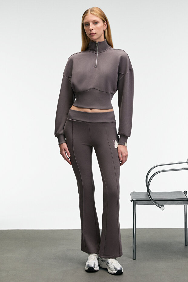 DAVIRA Kadın Pamuklu Baskı Ve Patch Detaylı Yanları Cepli Regular Antrasit Eşofman Altı - 1