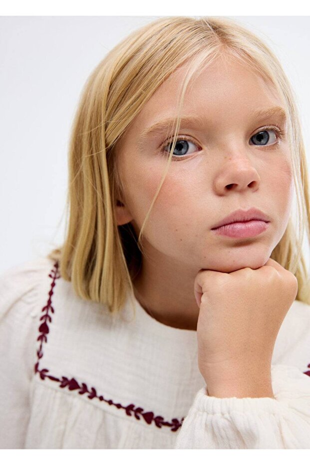 İşlemeli bambula bluz - 4