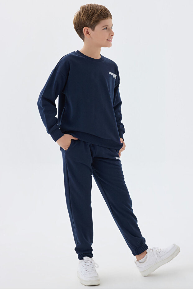 طقم بدلة رياضية سوداء للأولاد - 2