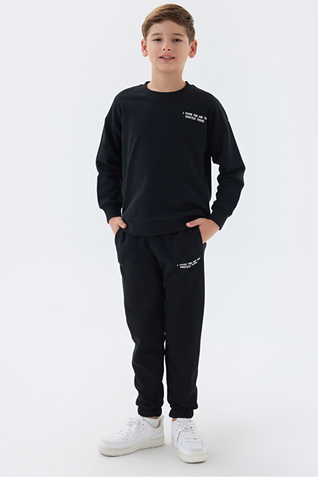 طقم بدلة رياضية سوداء للأولاد - 2