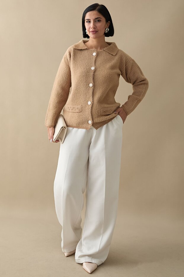 Boncuk Cep Detaylı Camel Hırka - 2