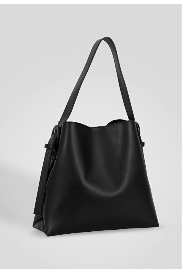 Mara Women's Black Shoulder Bag