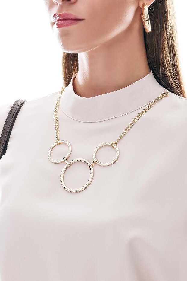 Yakası Kolyeli Şık Body - 2