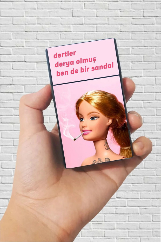 Dertli Barbi Kaplamalı Standart Sigara Kutusu - 1
