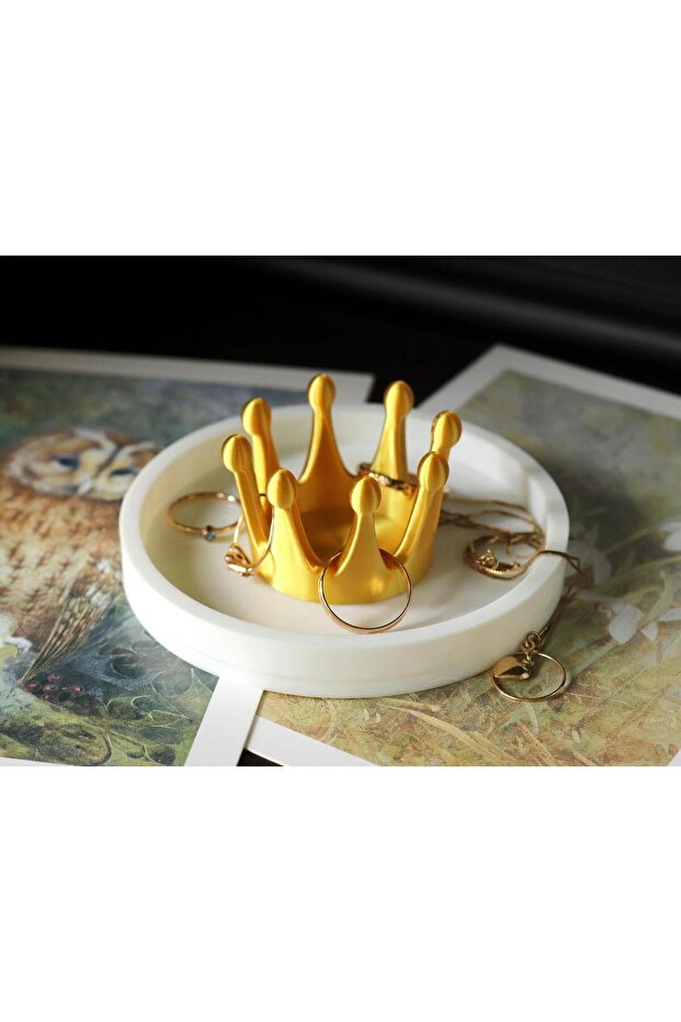 Decorative Jewelry Stand, Modern Organizer, Jewelry Organizer with Crown Figure