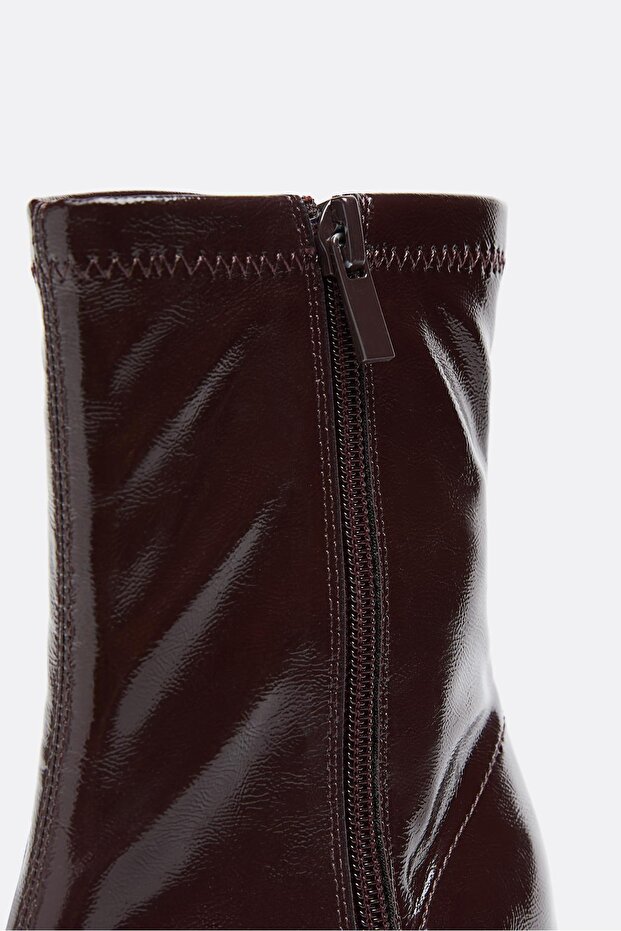 أحذية الكاحل المطاطية ذات الكعب العالي - 5