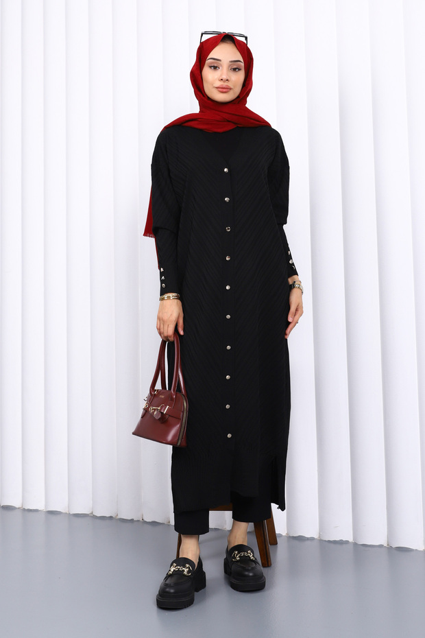 Black Cold Yarn Buttoned Knitwear Cardigan