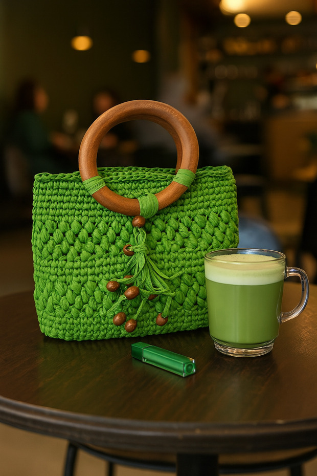Tığ İşi El Yapımı Örgü Çanta, Ahşap Saplı Yeşil Boho Çanta Boncuklu - 1