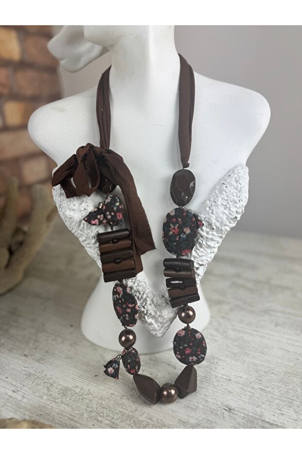 Ahşap uzun tasarım desenli kolye - 1