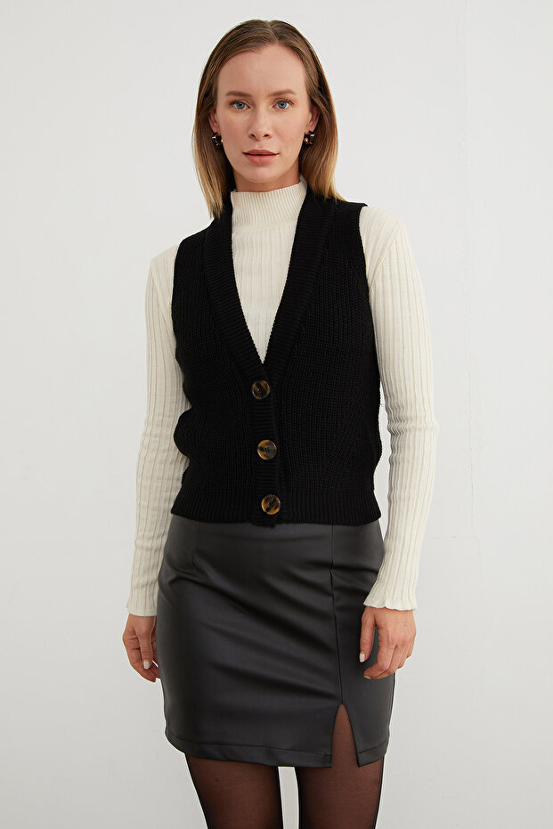 Düğmeli Triko Yelek - 1