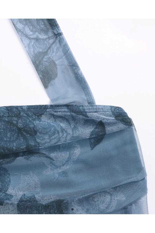 بلوزة قصيرة شفافة بحمالات تول وربطة عنق - 8