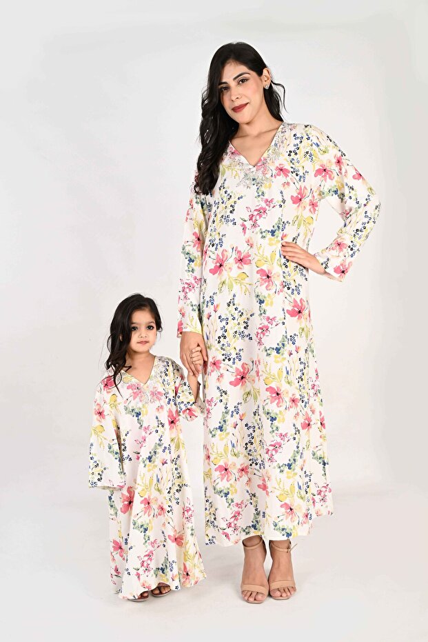 Ladies Jalabiya – White Base with Pink and Blue Florals and Embroidered Neckline
