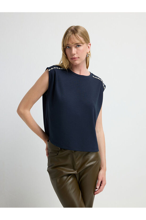 Omuzu Taşlı Bluz - 3