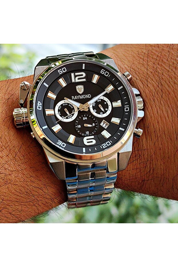 Silver Black Steel Men's Wristwatch
