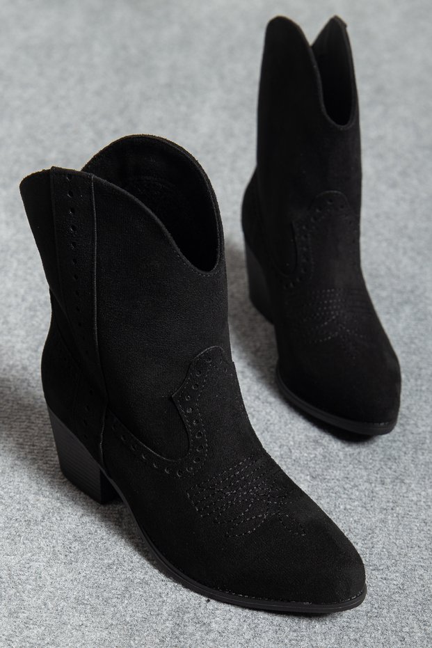 Western Suede Embroidered Short Heeled Women's Boots & Booties