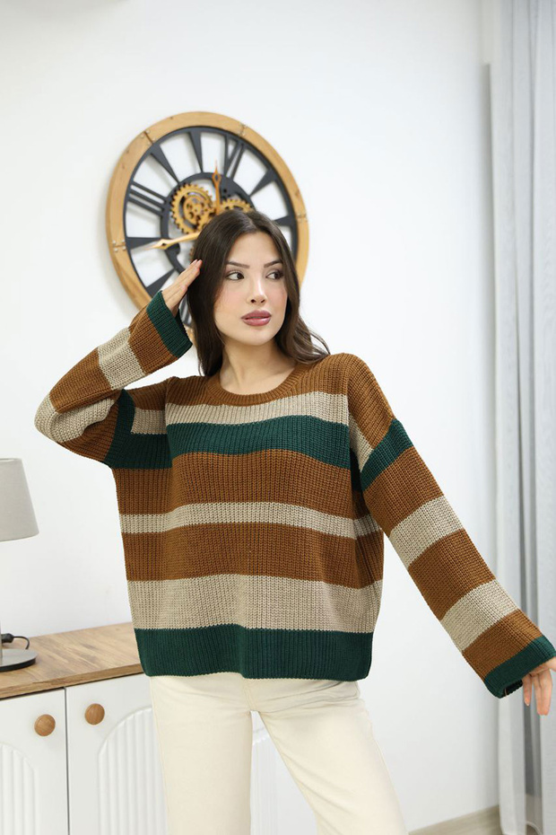 Crew Neck Striped Knit Sweater