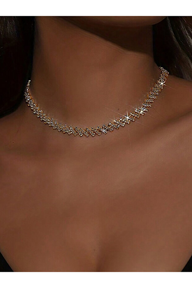 قلادة وصل مزينة بالذهب