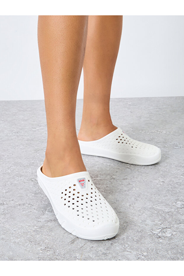 نعال صلبة مثقبة - 1